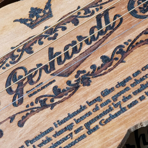 Cigar Box Guitar "Gerhardt" Cedro - Imagen 6